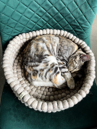 Pryde Pets Handmade Felt Ball Bed Sandstone