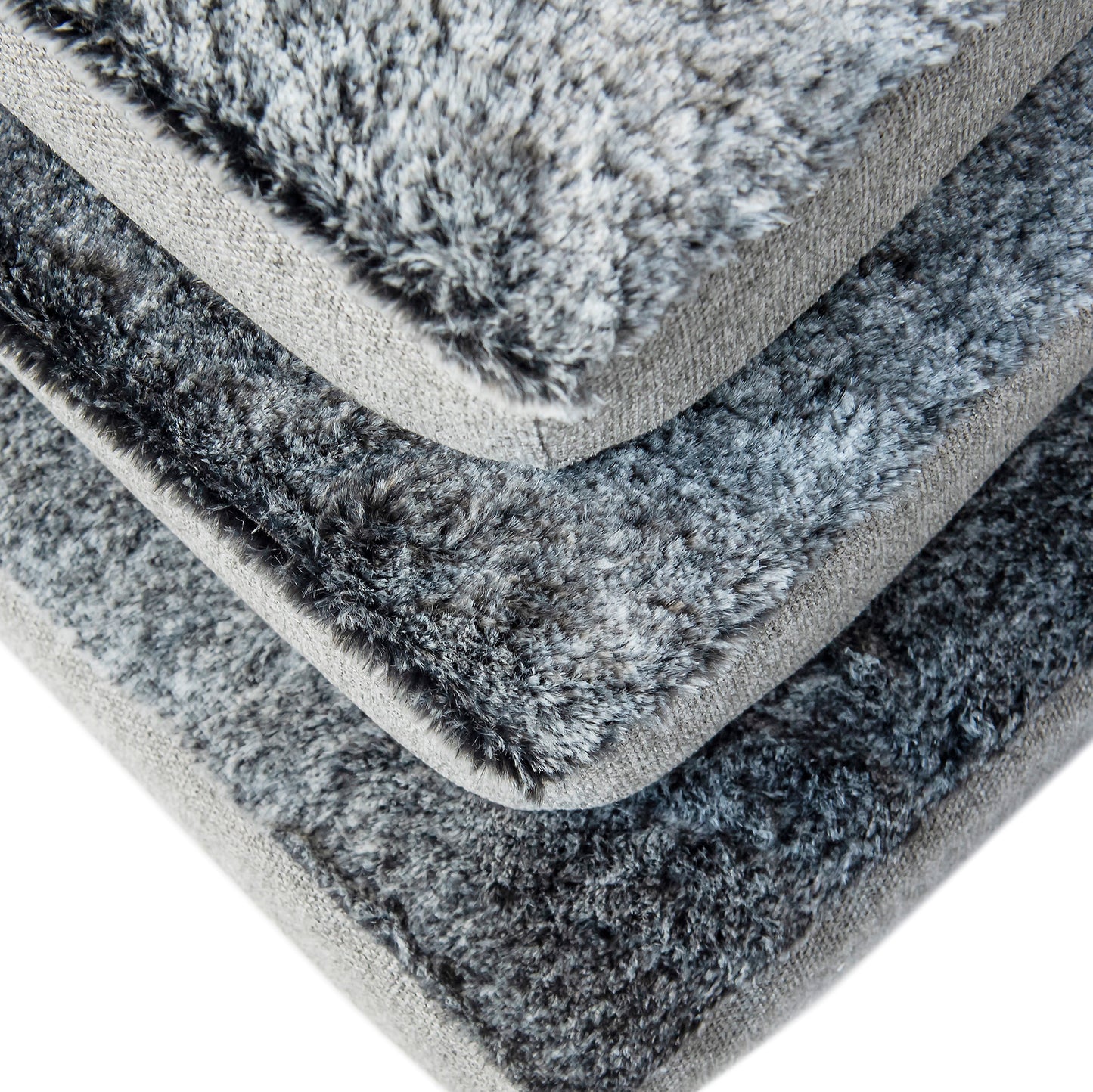 Superior Ortho Dog Mat Artic Faux Fur Water Resistant [Sz:Medium]