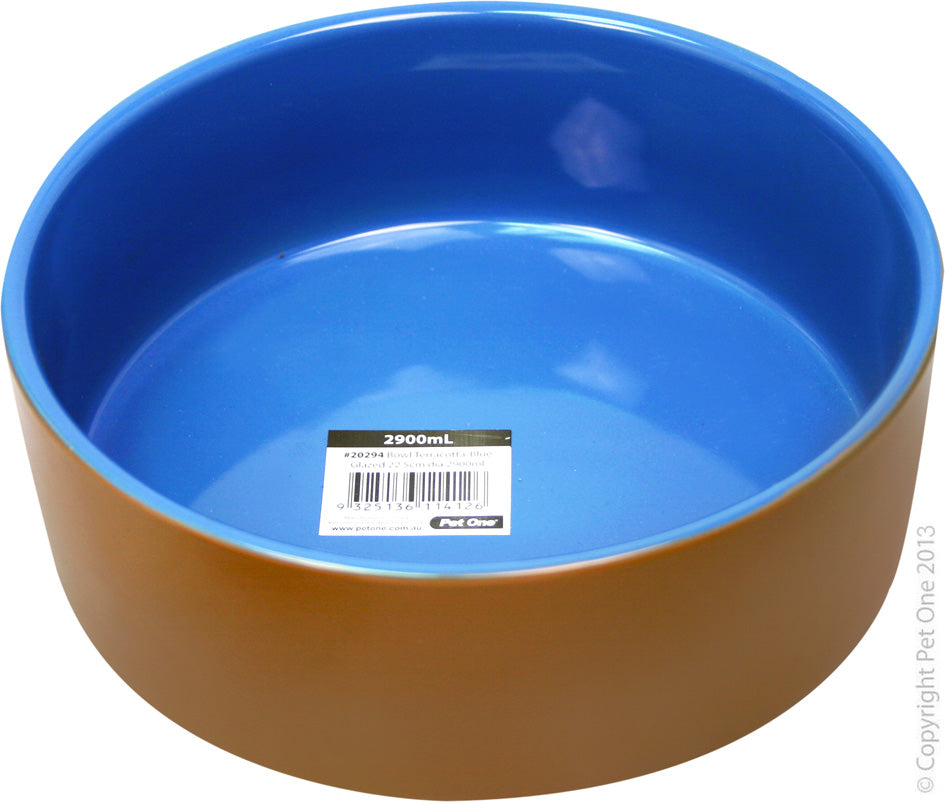 Pet One Bowl Blue Glazed 22.5Cm 2.9Ltr